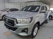 Cần bán xe Toyota Hilux 2.4G AT năm 2018, màu bạc, nhập khẩu, giá chỉ 695 triệu