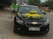 Cần bán Chevrolet Cruze đời 2015, màu đen 