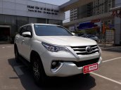 Chào bán Fortuner 2.4G 4x2MT năm 2017, màu trắng