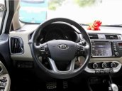 Bán Kia Rio 2016, màu trắng, xe nhập, 400tr