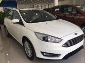 Cần bán Ford Focus năm 2019, màu trắng, giá chỉ 626 triệu