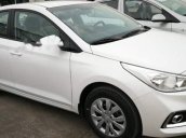 Bán Hyundai Accent đời 2018, màu trắng