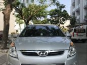 Cần bán Hyundai i20 sản xuất 2011, màu bạc, nhập khẩu nguyên chiếc