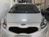 Cần bán lại xe Kia Rondo AT đời 2015, màu bạc, 490tr