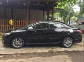 Cần bán Toyota Corolla altis sản xuất 2013, màu đen chính chủ