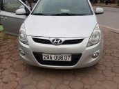 Cần bán Hyundai i20 sản xuất 2011, màu bạc, nhập khẩu nguyên chiếc