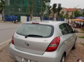 Cần bán Hyundai i20 sản xuất 2011, màu bạc, nhập khẩu nguyên chiếc