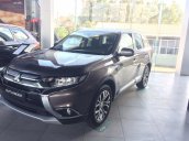 Bán xe 7 chỗ Mitsubishi Outlander xe sẵn giao ngay