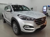 Cần bán xe Hyundai Tucson 2.0 ATH đời 2018, màu bạc