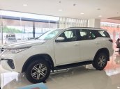 Bán Toyota Fortuner 2019 - Tặng 50% trước bạ+ 10 triệu phiếu dầu 