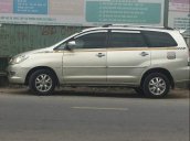 Bán xe Toyota Innova 2006, màu bạc, không trầy xước