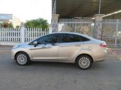 Bán Ford Fiesta đời 2012, màu hồng phấn, nguyên bản, nước sơn zin còn 80%