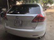 Cần bán lại xe Toyota Venza 2009, màu trắng, nhập khẩu chính chủ giá cạnh tranh