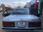 Cần bán Toyota Cressida đời 1989, màu bạc, xe nhập