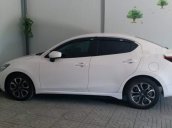 Bán Mazda 2 2016, màu trắng, xe chính chủ