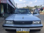 Cần bán Toyota Cressida đời 1989, màu bạc, xe nhập