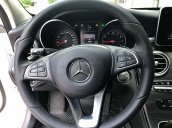 Mercedes-Benz C200 màu trắng/đen đời 2018, siêu mới hộp số 9 cấp, biển Hà Nội