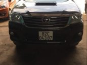 Cần bán lại xe Toyota Hilux năm sản xuất 2014, màu đen, xe nhập Thái