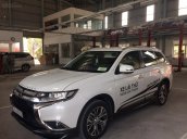 Bán xe Outlander 7 chỗ tại Bình Dương giao ngay, Mitsubishi Outlander 7 chỗ giao ngay