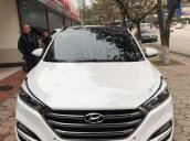 Bán Hyundai Tucson 1.6 Tubor 2017, màu trắng, odo 15000km, rất mới