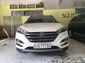 Bán xe Hyundai Tucson đời 2018, màu trắng giá cạnh tranh