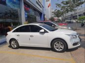 Bán Chevrolet Cruze LT 2016, màu trắng