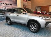 Bán Toyota Fortuner sản xuất năm 2019, màu bạc, 7 chỗ ngồi