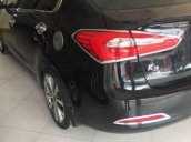 Bán xe Kia K3 số sàn sản xuất 2014, xe tất cả còn nguyên bản, rất mới