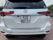 Cần bán Toyota Fortuner đời 2018, màu trắng