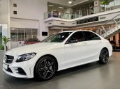 Bán Mercedes C300 hoàn toàn mới 2020, giao ngay, ưu đãi cực tốt