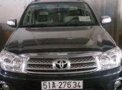 Bán ô tô Toyota Fortuner đời 2011, màu đen, nhập khẩu nguyên chiếc xe gia đình