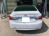 Xe Hyundai Sonata 2.0 AT năm sản xuất 2010, màu trắng, nhập khẩu nguyên chiếc  