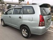 Cần bán Toyota Innova đời 2007, màu bạc xe gia đình