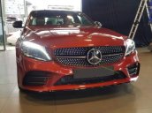 Bán Mercedes C300 2019, màu đỏ. Ưu đãi hấp dẫn