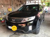 Gia đình bán xe Kia Sorento DATH đời 2016, màu đen