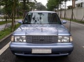 Xe Toyota Crown 2.4 MT năm 1994, màu xanh lam, nhập khẩu