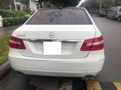 Chính chủ bán xe Mercedes E300 sản xuất năm 2012, màu trắng