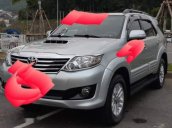 Cần bán xe Toyota Fortuner năm 2013, màu bạc giá cạnh tranh