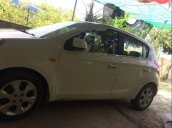 Bán Hyundai i20 năm 2011, màu trắng, nhập khẩu chính chủ, giá 355tr