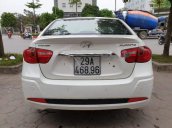 Bán Hyundai Avante 2.0AT đời 2011, màu trắng còn mới