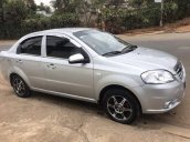 Gia đình bán lại xe Daewoo Gentra MT sản xuất 2008, màu bạc, giá 175tr