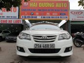 Bán Hyundai Avante 2.0AT đời 2011, màu trắng còn mới