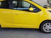 Bán xe Chevrolet Spark 1.0 2014, màu vàng, xe đẹp