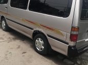 Cần bán lại xe cũ Toyota Hiace đời 2004