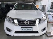 Bán Nissan Navara VL 2.5 AT 4WD năm sản xuất 2018, màu trắng, nhập khẩu nguyên chiếc, giá 761tr