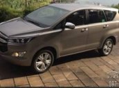 Cần bán gấp Toyota Innova năm 2018, xe gia đình, giá cạnh tranh