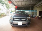 Cần bán xe Ford Ranger XLS 4X2 AT cuối 2016, giấy tờ chính chủ, đảm bảo không đâm đụng hay lội nước