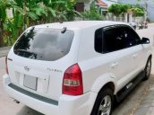 Bán xe Hyundai Tucson đời 2006, màu trắng, xe nhập số sàn