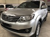 Bán Toyota Fortuner AT 4x2 V2.7 đời 2013, màu bạc