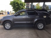 Bán ô tô Toyota Fortuner sản xuất năm 2013, màu xám, giá tốt